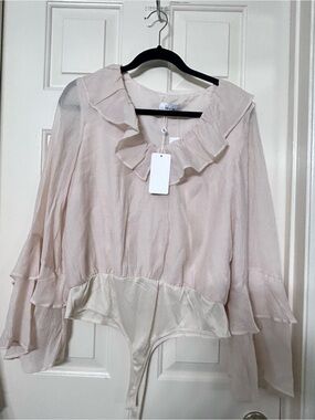Sadie & Sage Light Pink Ruffle Long-Sleeve Bodysuit Sz L